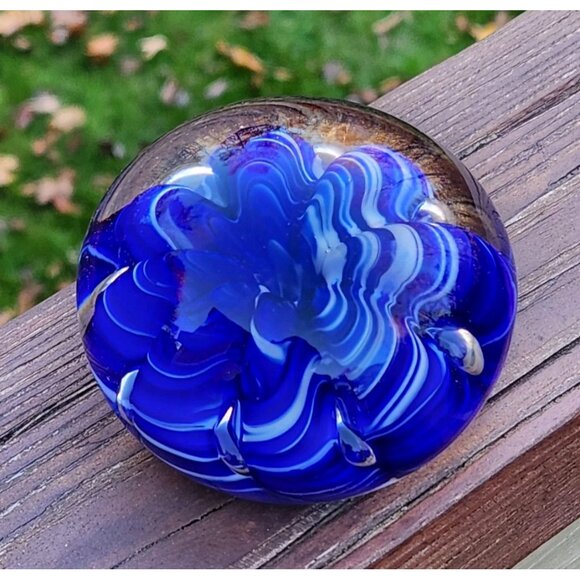 Art Glass Paperweight Signed Joe St Claire Dark Blue Ribbon Crimp Control Bubble - Picture 1 of 5